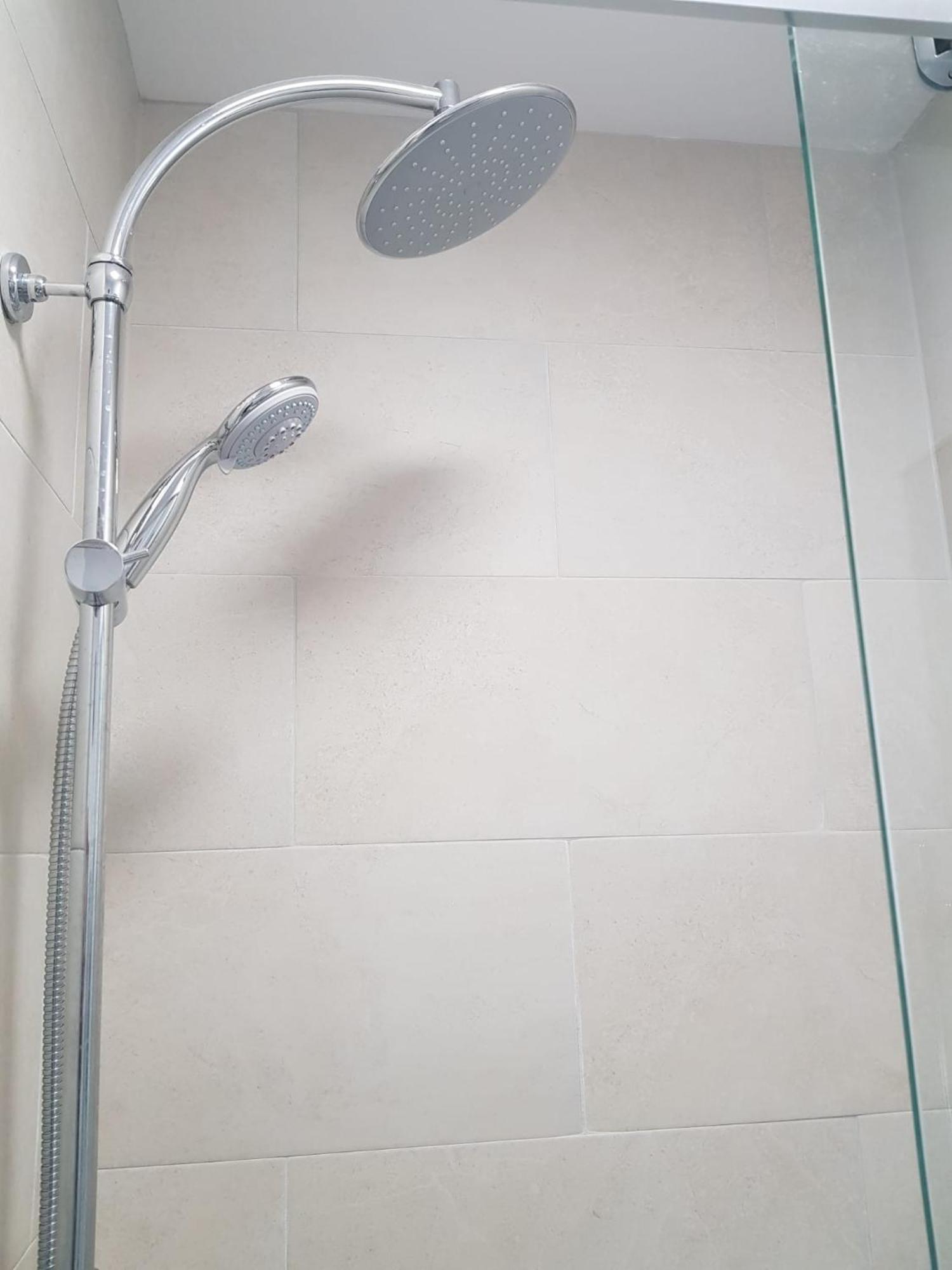 Barnoaks House - Private Room Ensuite Bathroom Homestay Дъблин Екстериор снимка