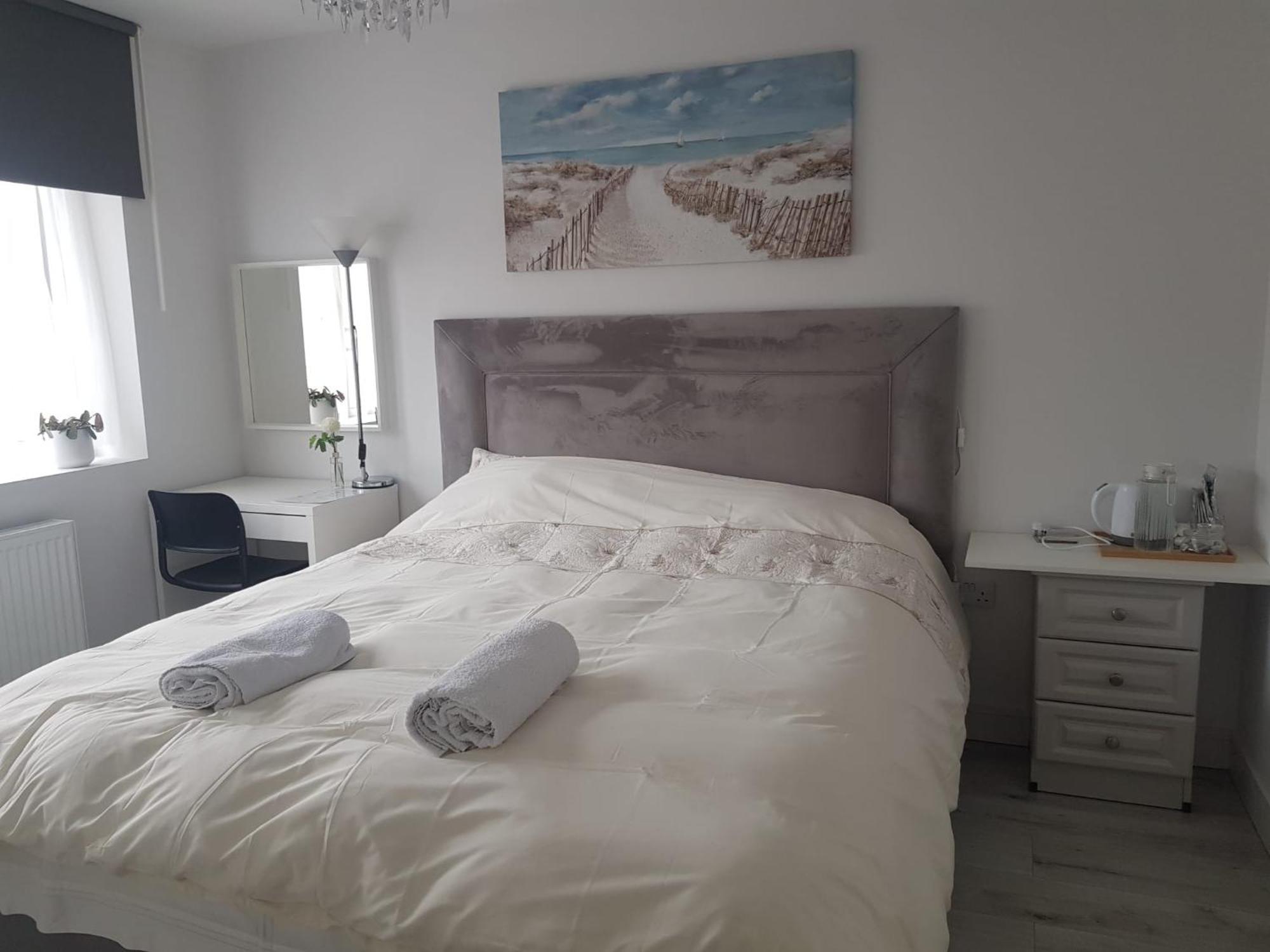 Barnoaks House - Private Room Ensuite Bathroom Homestay Дъблин Екстериор снимка